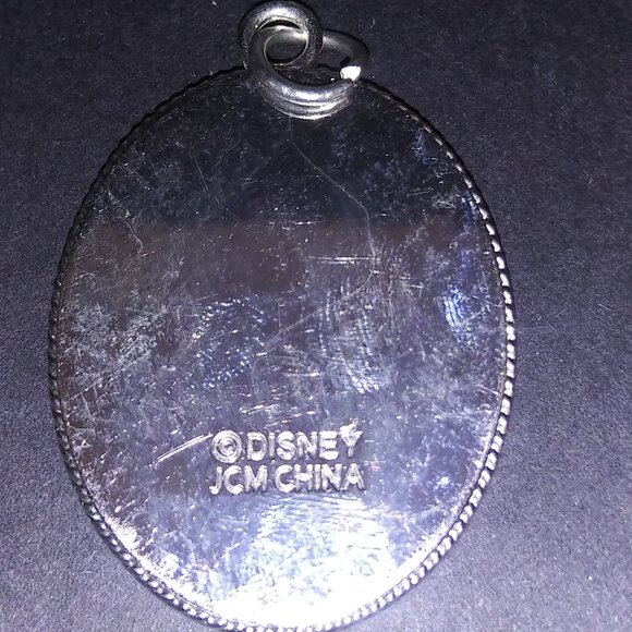 Disney Frozen Anna and Elsa Charm Pendant - Picture 2 of 5